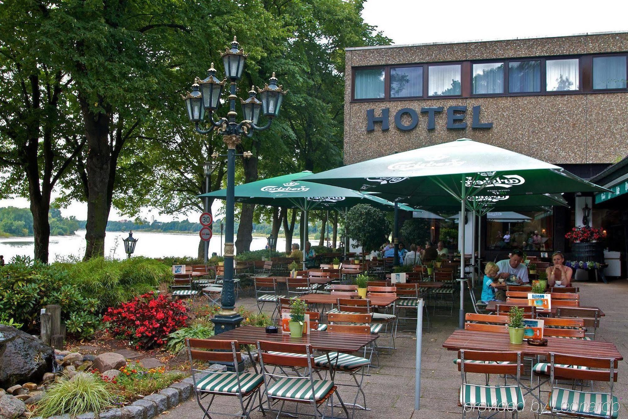 Hotel Rheinterrasse Benrath Дюссельдорф Экстерьер фото