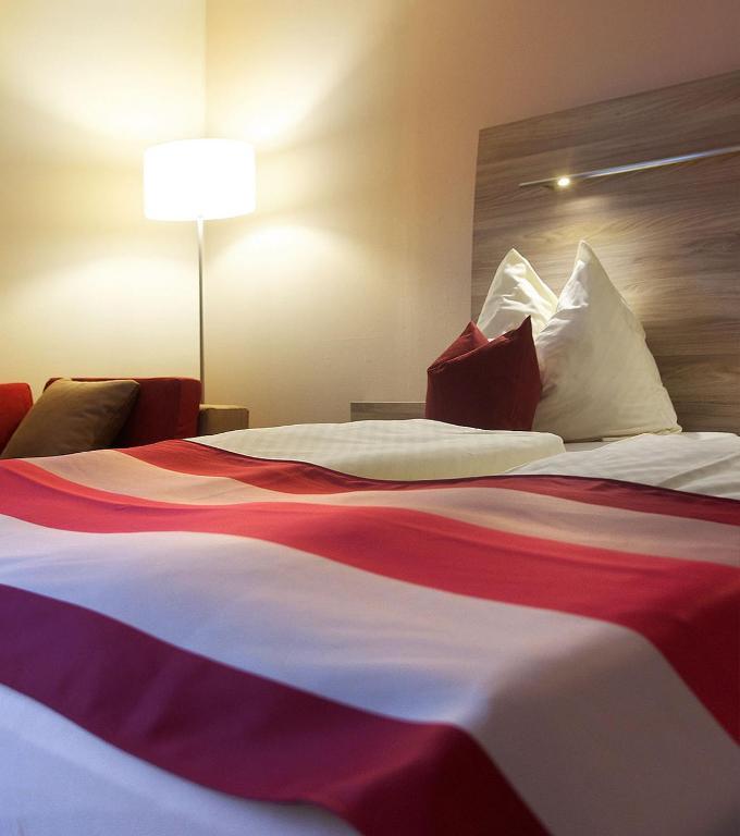 Hotel Rheinterrasse Benrath Дюссельдорф Номер фото